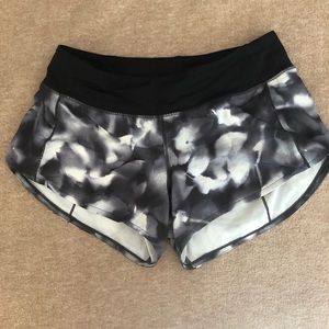 Lululemon speed up short 2.5”